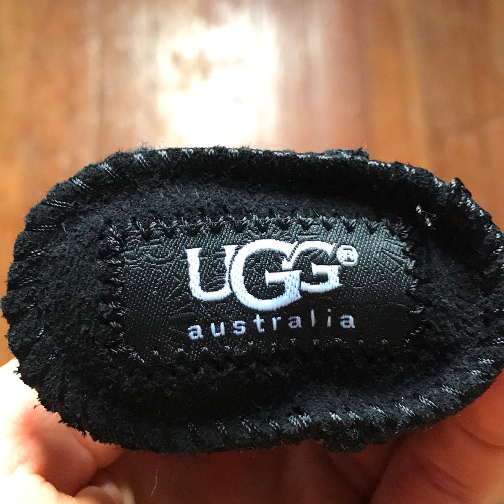 UGG BOOT KEYCHAIN